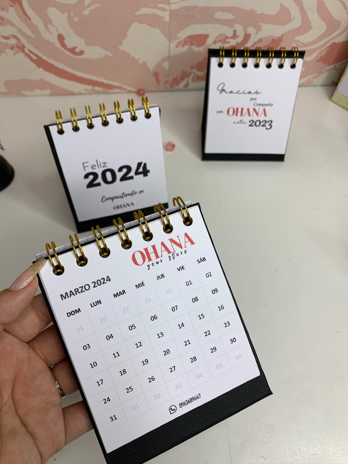 Mini Calendario de Escritorio – Esencia