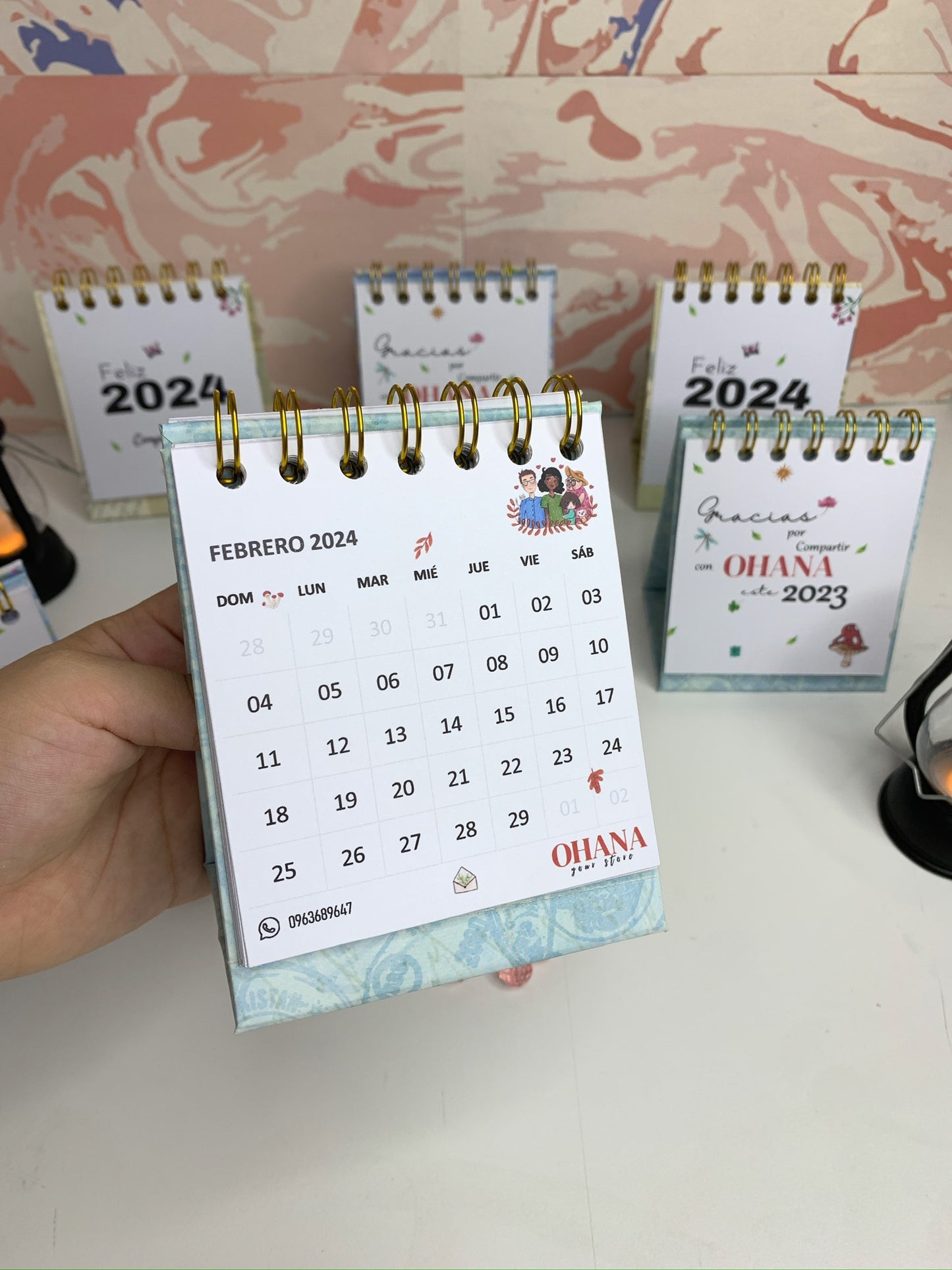 Mini Calendario de Escritorio – Esencia